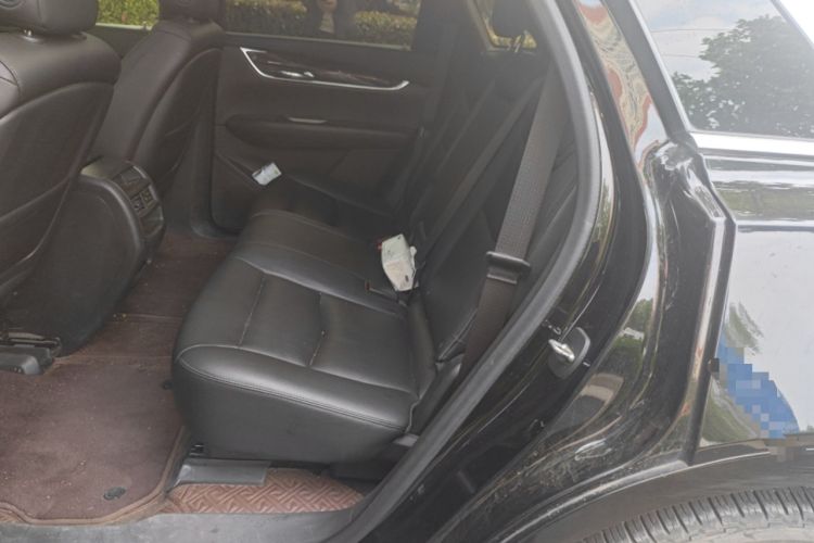 Used Cadillac XT5 2018 28E Four-Wheel Drive Tech Version Left Rear Seat