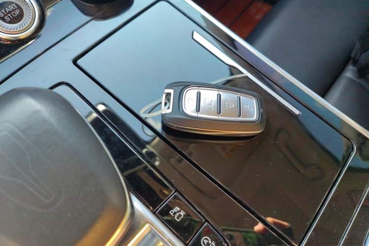 Used Hongqi H9 2020 2.0T Smart Connect Flagship Edition