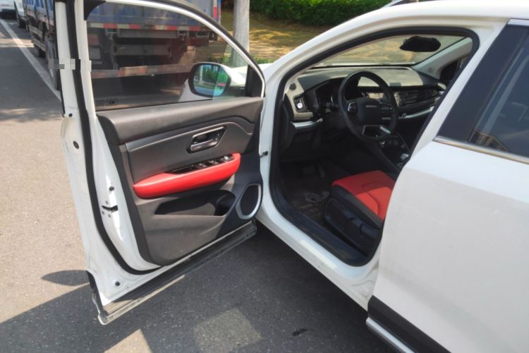 Used Haval H2s 2017 Red-Label 1.5T Dual-Clutch Elite Model Driver Seat