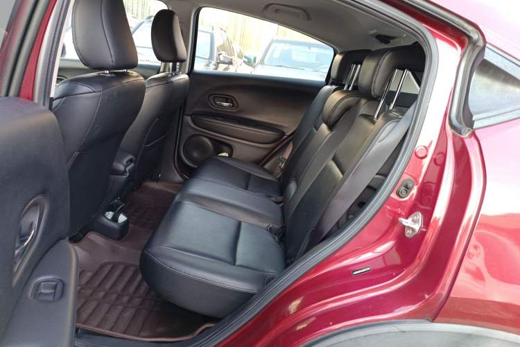 Used Honda Vezel 2015 1.8L CVT 2WD Elite Model