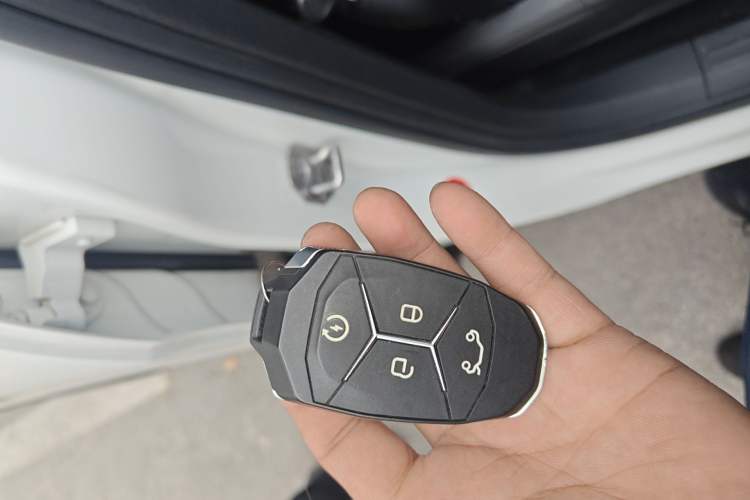 Used Lynk & Co 01 2017 2.0T Two-Wheel Drive Pro Edition Vehicle Key