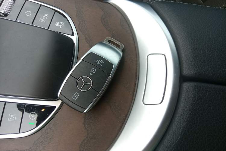 Used Mercedes-Benz GLC 2022 Second Facelift GLC 260 L 4MATIC Luxury Edition