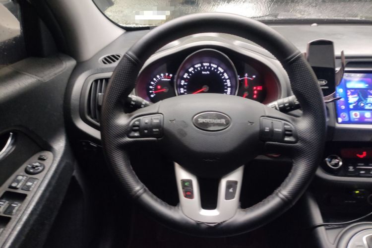 Used Kia Sportage R 2014 2.0L Automatic Two-Wheel Drive GLS Trim
