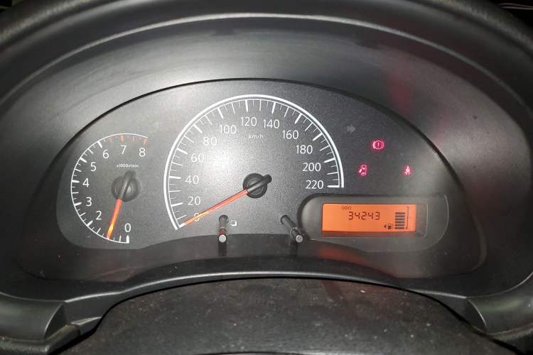 Used Nissan Sunny 2014 1.5XE Manual Comfort Edition