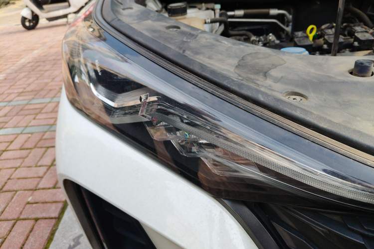 Used CHANGAN CS75 PLUS 2022 Classic Edition 1.5T Automatic Pioneer Model Right Front Headlight