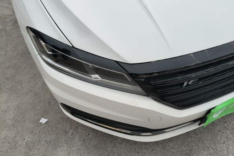 Used Volkswagen Lavida 2021 280TSI DSG Comfort Edition Right Front Headlight