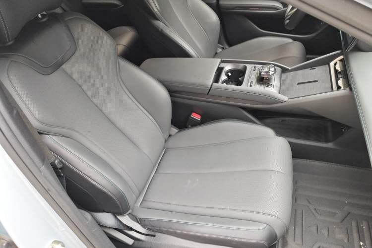 Used BYD Qin L 2024 DM-i 80KM Leading Model
