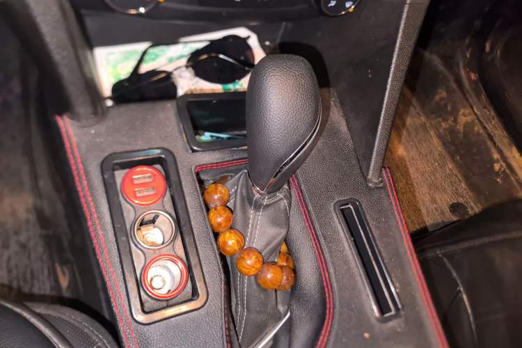 Used Buick GT 2021 Revised Version Flagship 1.5L Automatic Elite Edition Gear Lever