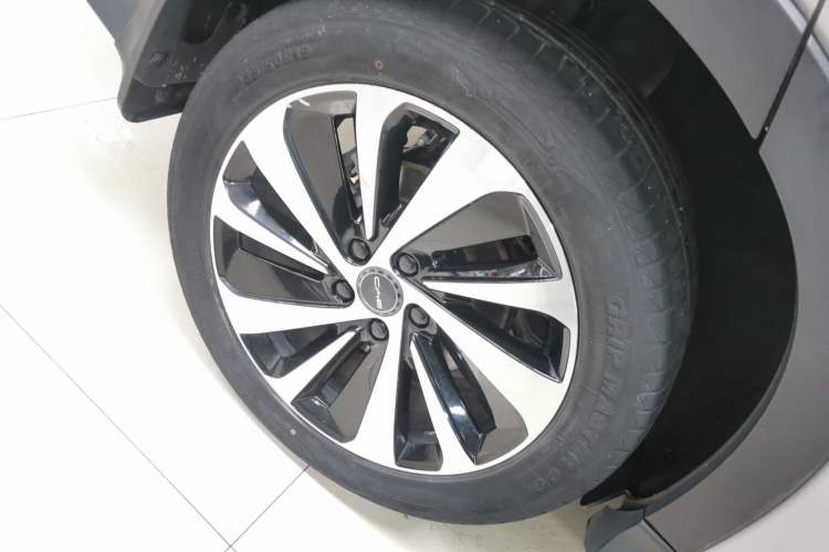 Used BYD Song PLUS New Energy 2023 Champion Edition EV 520KM Prestige Model