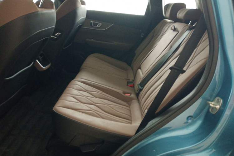 Used Chery Tiggo 8 PLUS C-DM 2025 1.5T 116 km Prestige Version 5 Seats Interior 4