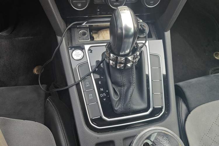 Used Volkswagen Magotan 2017 330TSI DSG Luxury Model Gear Lever