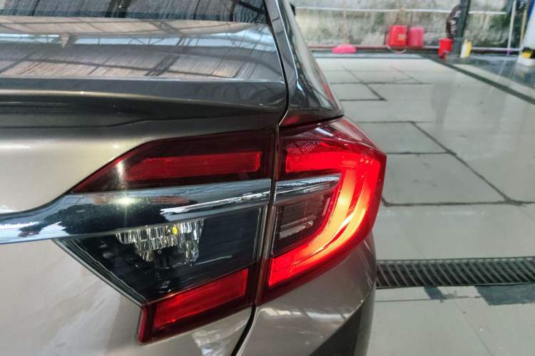 Used Honda Greiz 2016 1.5L CVT Comfort Version