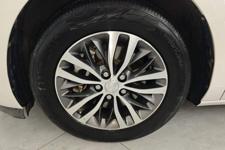 Used Buick GL8 2020 ES Land Cruiser 653T Comfort Edition