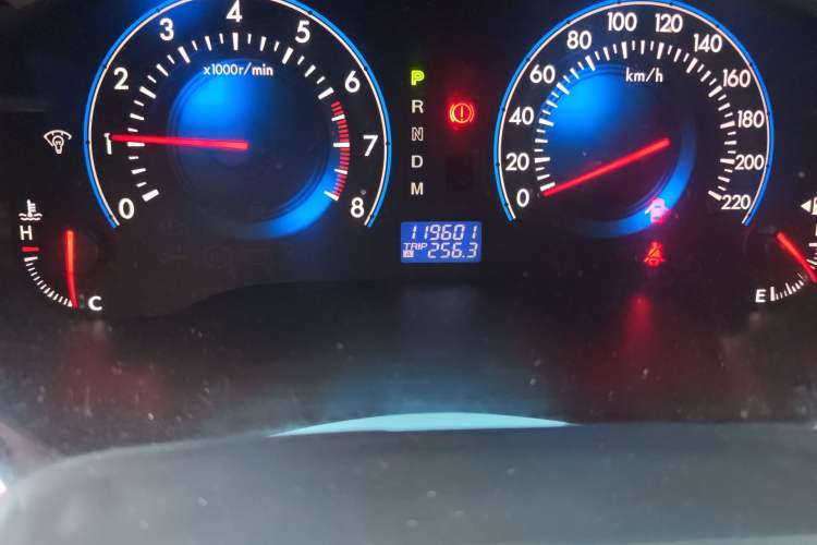 Used Mazda 8 2013 2.5L Ultimate Edition
