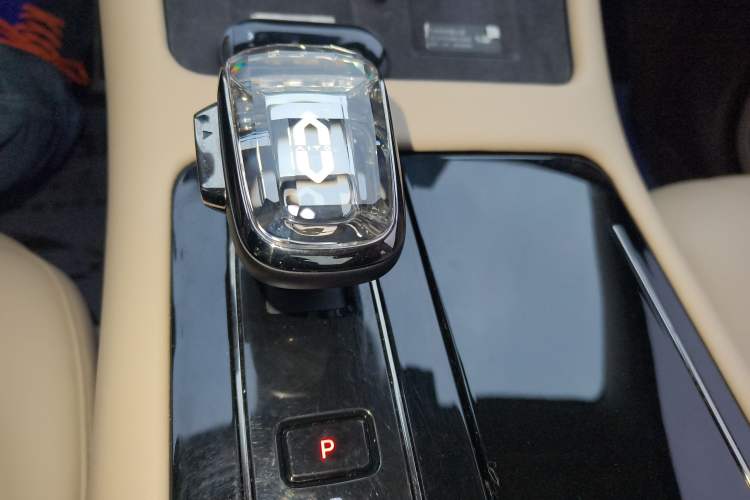 Used Hima AITO M7 2024 1.5T Intelligent Driving 4WD Max Edition 5 Seats
