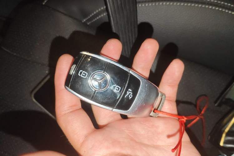 Used Mercedes-Benz E-Class 2021 E 260 Stylish Sports Edition Vehicle Key