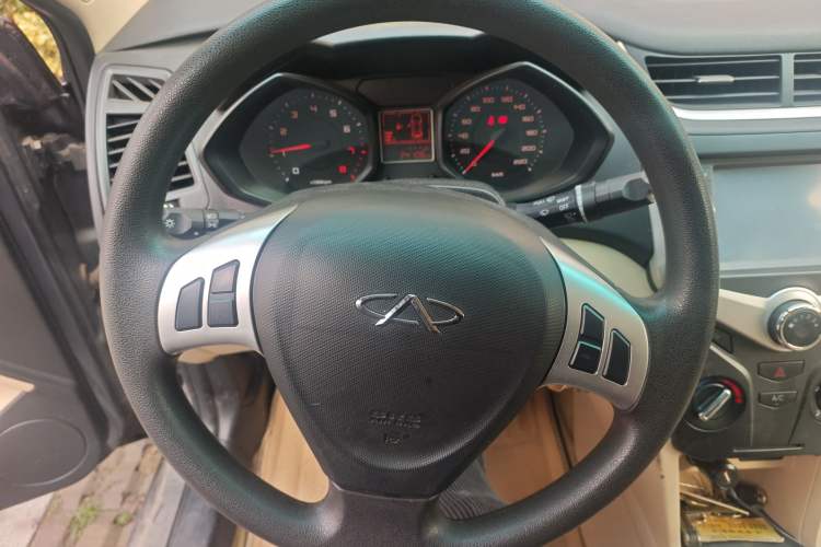 Used Chery Fengyun 2 2013 Hatchback 1.5L Manual Ruiyi Edition
