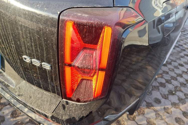 Used GAC Trumpchi GS8 2022 Linghang Series 2.0 TGDI Two-Wheel-Drive Luxury Smart Connectivity Version (7 Seats)