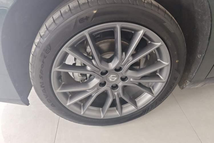 Used Leapmotor C10 2024 210 LiDAR Version Left Front Wheel Hub