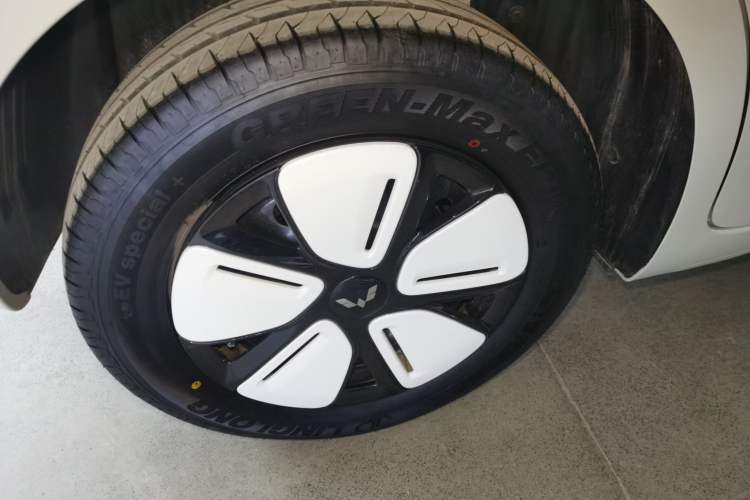 Used Wuling Hongguang MINIEV 2025 Four-Door Version Advanced Edition
