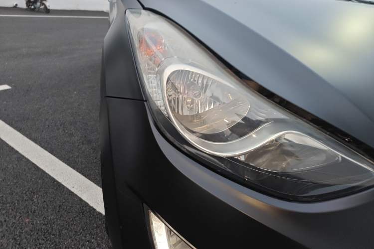 Used Hyundai Elantra (5th Generation / Langdong) 2015 1.6L Manual Leading Model
