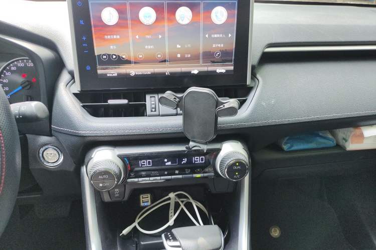 Used Toyota Wildlander 2021 Dual-Motor 2.5L E-CVT Four-Wheel Drive Luxury Edition
