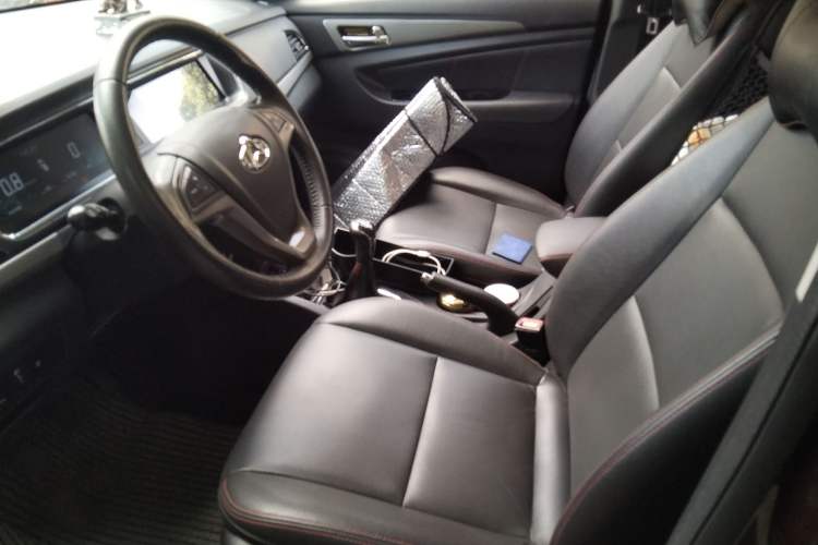 Used CHANGAN KAICHENG Oushang A600 2016 1.5L Manual Luxury 7-Seater
