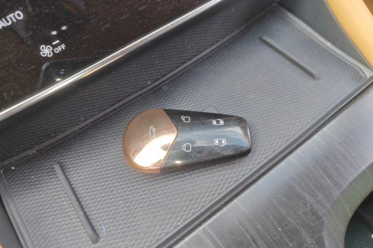 Used VOYAH Dream 2022 0-Carbon Edition Dream+ Smart Enjoyment Package 475 km