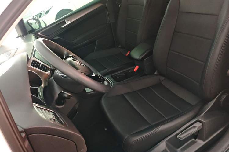 Used Volkswagen Golf Sportsvan 2016 1.6L Automatic Comfort Model