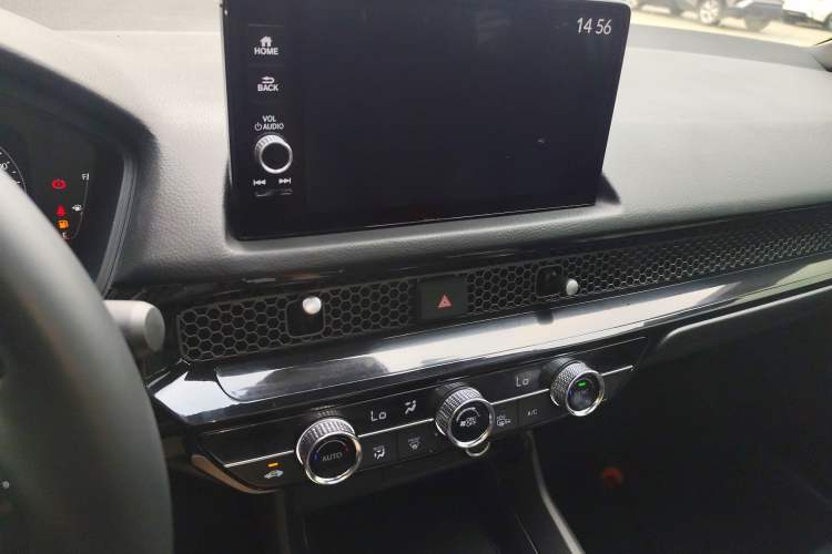 Used Honda Civic 2025 240TURBO CVT SmartFun Pro