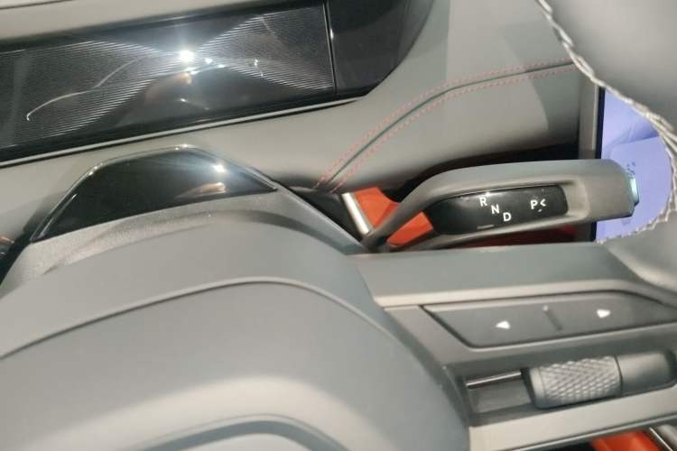 Used Xiaomi Auto SU7 2024 Rear-Drive Ultra-Long Range Advanced Pro-Level Intelligent Driving Version
