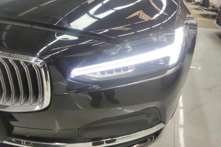 Used Volvo S90 2024 B5 Zhiyuan Luxury Edition Left Front Headlight