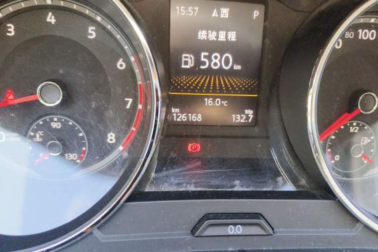 Used Volkswagen Tiguan L 2017 330TSI Automatic Two-Wheel Drive Luxury Edition Odometer Close Up