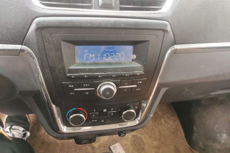 Used Jinbei Hiace X30 2018 1.3L Standard Edition DLCG12 Audio And AC Panel