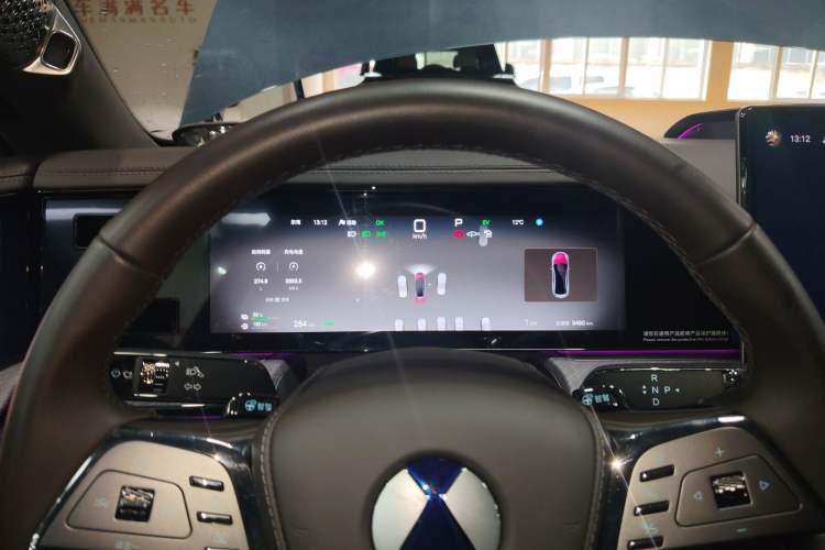 Used Denza Z9 2024 1100 km All-Wheel-Drive Ultra Version