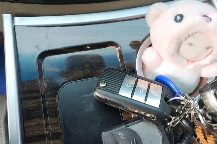 Used Buick GL8 2018 28T Comfort Model China VI Standard
