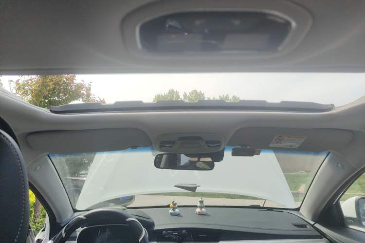 Used Geely Auto Emgrand 2019 Leading Edition 1.5L CVT Upward Asian Games Edition China VI Headliner