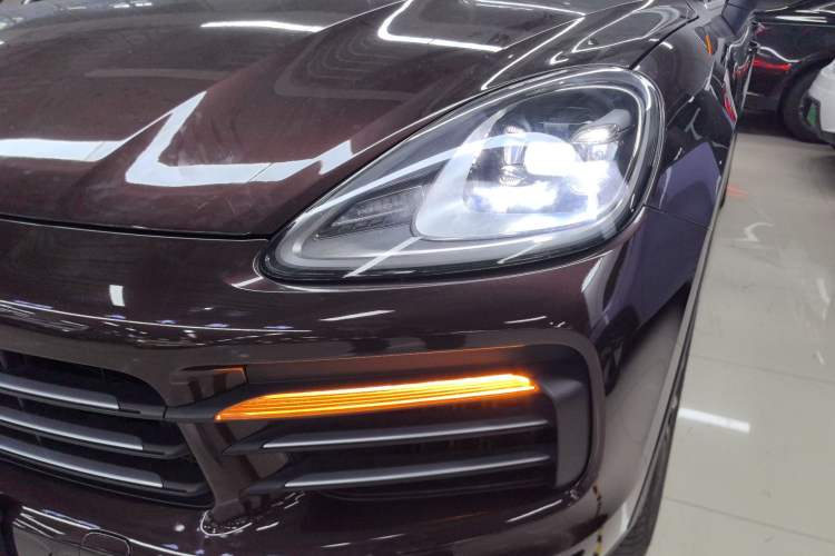 Used Porsche Cayenne 2018 Cayenne 3.0T Left Front Headlight