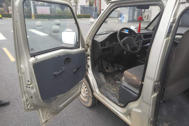 Used Wuling Zhiguang 2013 1.0L Practical Version