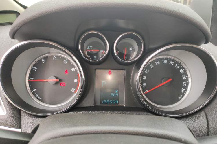 Used Buick Encore 2014 1.4T Automatic Two-Wheel Drive Urban Elite Model
