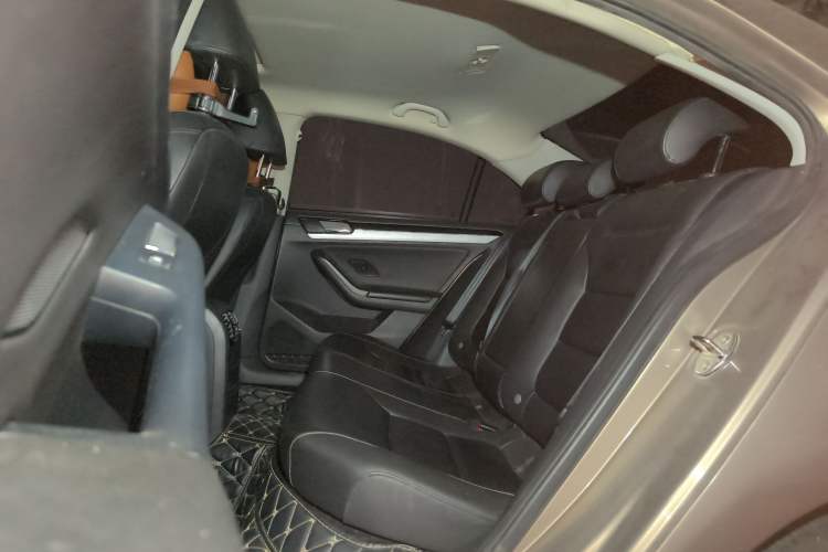 Used Volkswagen Sagitar 2015 1.6L Automatic Comfort Model Left Rear Seat