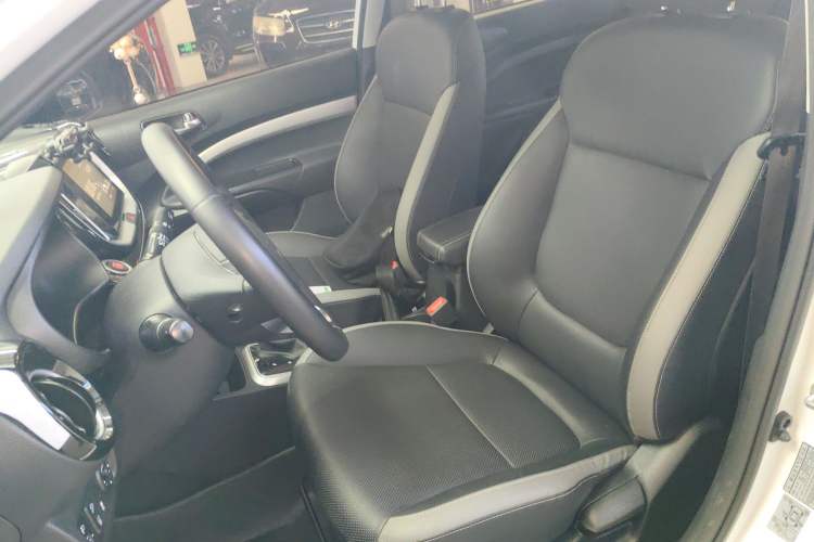 Used Kia kx1 Stonic 2021 1.4L CVT Fun Edition
