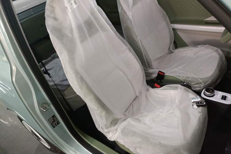 Used Geely Galaxy Panda 2025 210 km – Yuanqi Bear
