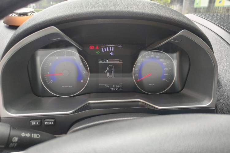 Used Geely Auto Emgrand 2016 Sedan 1.5L Manual Upward Edition Instrument Cluster