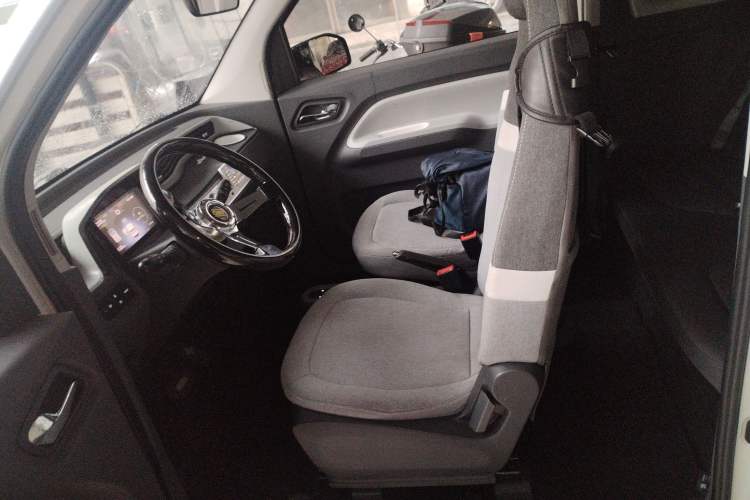 Used Wuling Hongguang MINIEV 2022 Macaron Premium Model – Lithium Iron Phosphate