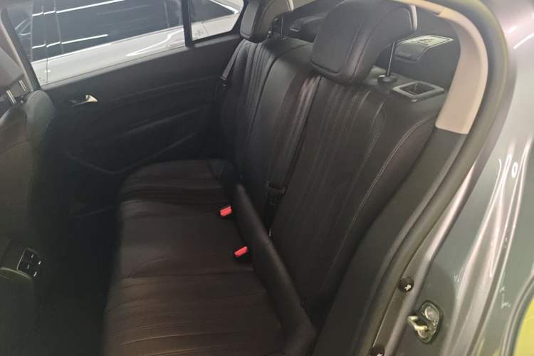 Used Peugeot 408 2022 1.6T Light-Chasing Edition Left Rear Seat