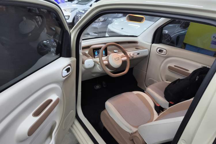 Used Bestune Pony 2026 222km Colorful Horse