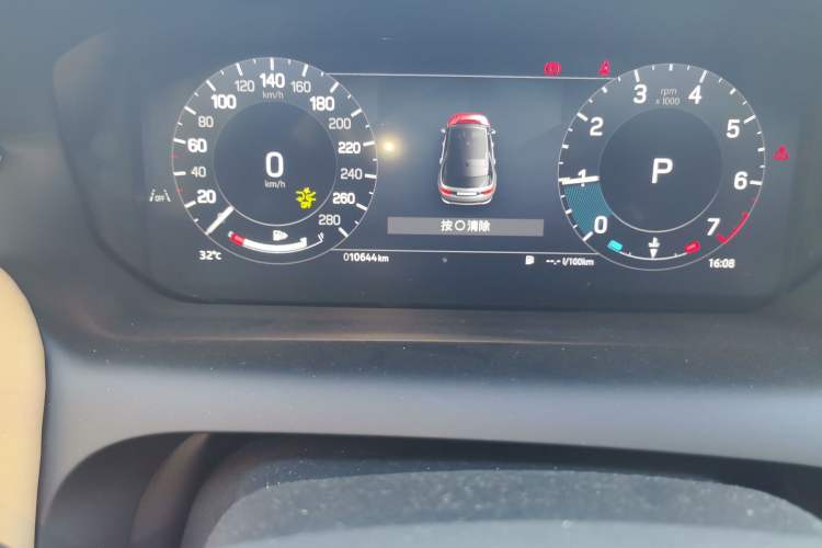 Used Land Rover Discovery Sport 2025 249 PS Performance Tech Edition Odometer Close Up