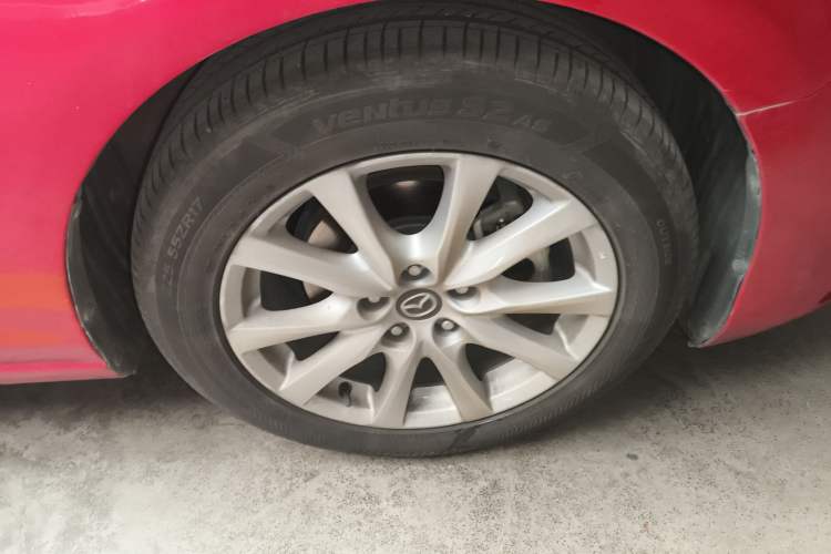 Used Mazda Atenza 2017 2.0L Blue Sky Luxury Edition
