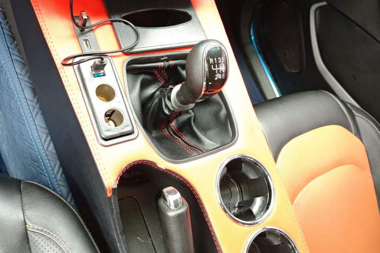 Used Wuling Hongguang S3 2018 1.5T Manual Luxury Model China V Standard
